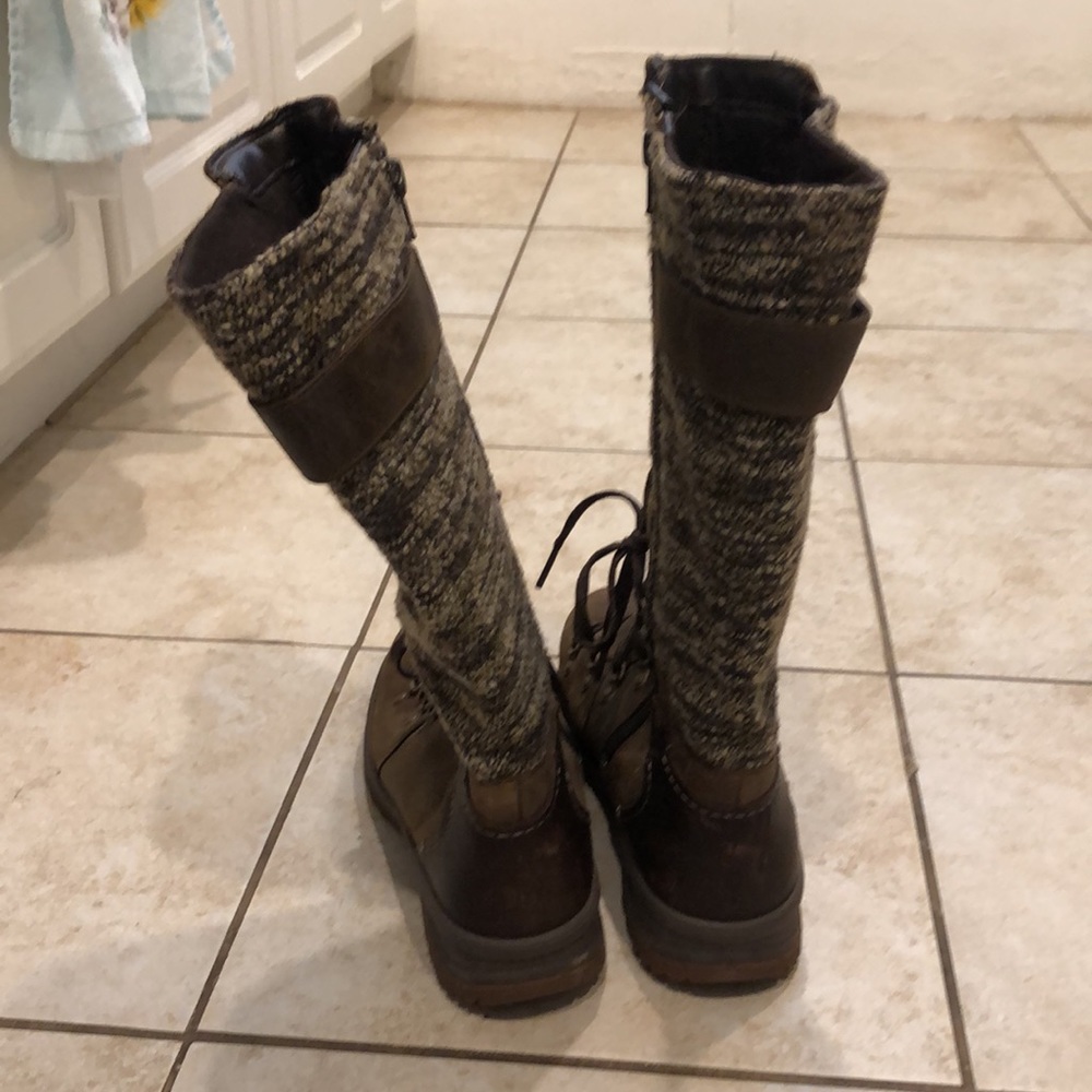 Merrell Select Grip Leather Boots View 4